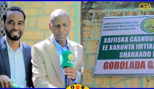 Munaasibada xadhig ka jarka Xafiiska Cashuuraha berriga ee xarunta imtixaanadka iyo Shahaado .