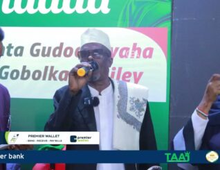 Qaabka u soo dhaweeyeen cuqaasha Gabilay Guddoomiye Maxamed Xasan Doob