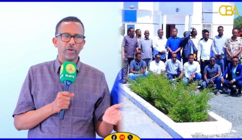 Wasiirka xanaanada xoolaha Somaliland ayaa la shiray Dhakhaatiirta iyo Shaqaalaha gobolka ee Saaxil