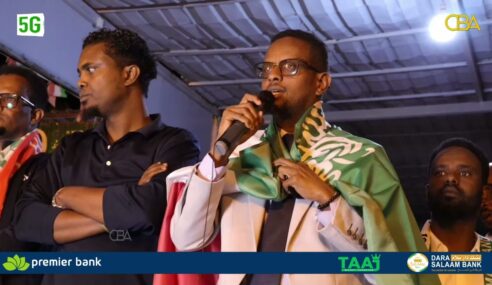 Maayarka Gebiley oo ka qayb galay isu soo baxa shacabka kadib ictiraafkii jamhuuriyadda