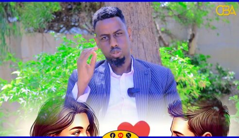 “Qacdii ay ishani kugu eegtay baan amakaagayoo, la iifuray albaab” :Abwaan Maxamuud Qaran