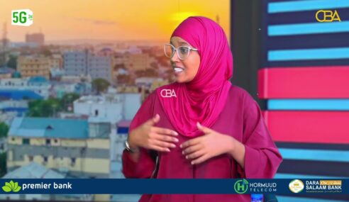 Qisada nin wanaagsanaa ayaa dunida lagu tusiyey abaalmarinta camal wanaagsan iyo sadaqo uu la baxay.