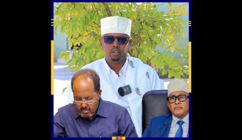 “Xasan Sheekhoow tani waa tii aad ku dhimanaysay. Madaxweyne Cabdiraxmaan Cirro ayaan ka … “…