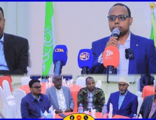 Agaasimaha Guud ee Xannaanada Xoolaha ayaa kulan u qabtay arimaha Dadmadheedh & soodhoweynta badhasaabka cusub