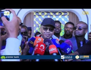 Masuul Hore Cismaan Dubbe ayaa si balaadhan loogu soo dhaweeyey Hargeysa