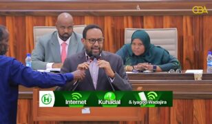 “Sharcigaan waa in la soo waafajiyaa diinta Islaamka iyo dhaqanka suuban ee Somaaliyeed.”