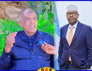 “Somaliland iyo Soomaaliya way ukala dhamaatey Xuub Caaro Hala waydiiyo Maaweelo ayuu ku jiraa”Farxaan Faacuul
