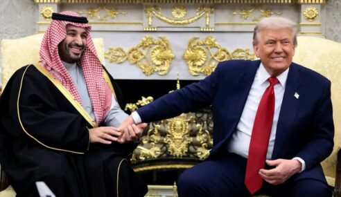 Mohammed bin Salman oo Lagu Eedeeyay inuu Donald Trump ku Cadaadiyay Weerar ka dhan ah Iiraan, Xiisadda Gobolka oo Sii Kacsan