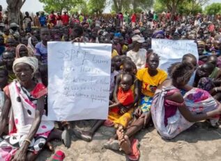 Kumanaan Qof oo Ka Qaxay Akobo Kadib Markii Dowladda Koonfurta Suudaan Qorsheysay Weerar Militari