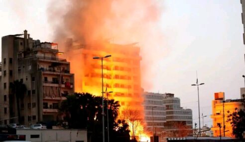 Degdeg:- Safaaradda Maraykanka ee magaalada Baqdaad ayaa la sheegay inay wajahday duqaymihii ugu xoogganaa tan iyo markii uu bilaabmay dagaalka.