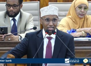 Baarlamaanka Federaalka Soomaaliya oo ansixiyay dhammeystirka dib u eegista Dastuurka Dalka