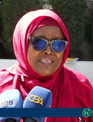 Qaar ka mid ah xildhibaanadda baarlamaanka oo soo dhaweeyey ansixinta Dastuurka Soomaaliya