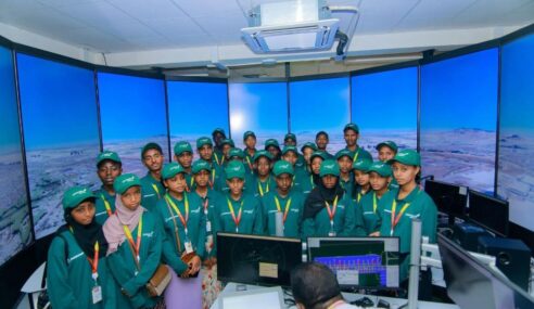 Ethiopian Airlines iyo Boeing oo soo gabagabeeyey barnaamijka STEM ee jiilka cusub