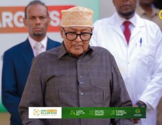Madaxweynaha JSL oo ka jawaabay cabashadii bukaanada Kelyaha loo dhaqo