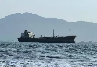 22 Hindi ah oo saaran laba markab oo lagu qabsaday weerarro burcad-badeednimo oo ka dhacay Gacanka Cadmeed iyo xeebaha Soomaaliya