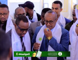 Wasiirka biyaha JSL ayaa magaalada Burco ku so bandhigay mashaariic ay ka fuliyeen gobolka Togdheer