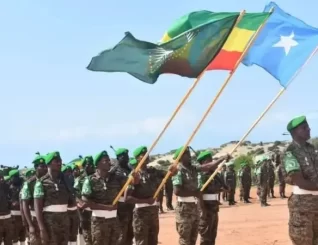 Itoobiya oo Taliyihii Hore ee AMISOM u Magacowday Taliyaha Booliska Amxaarada
