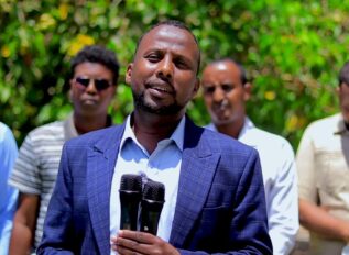 Warbaahinta Gobolka togdheer oo ka hadashay xadhiga laba Wariye oo Xidhan