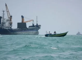 Iiraan oo qorshaynaysa aag mamnuuc ah oo badeed agagaarka Hormuz, xiisadda Maraykankana sii kordhaysa